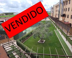 Jardí de Pis en venda en Mondéjar amb Aire condicionat i Terrassa