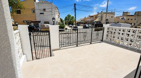 Foto 2 de Casa adosada en venta en San Fulgencio, Alicante