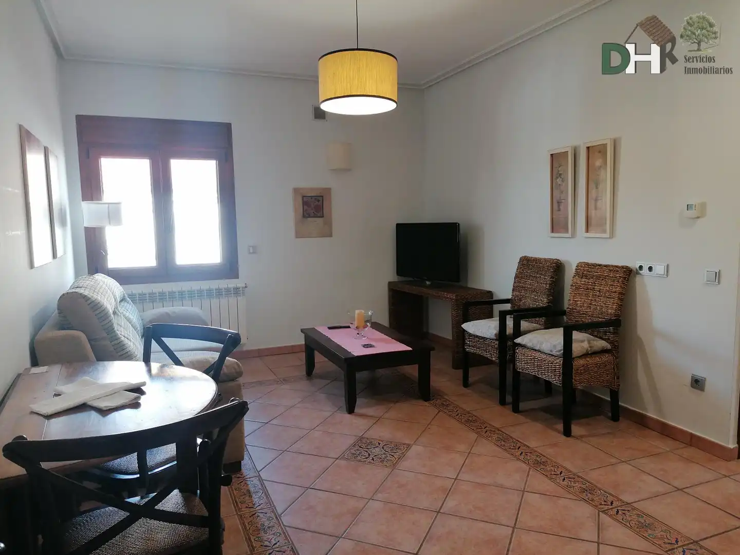 Sala de estar de Casa o chalet en venta en Torrejón el Rubio con Aire acondicionado, Calefacción y Terraza