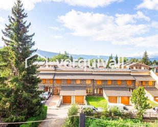 Vista exterior de Apartament en venda en Llívia amb Terrassa