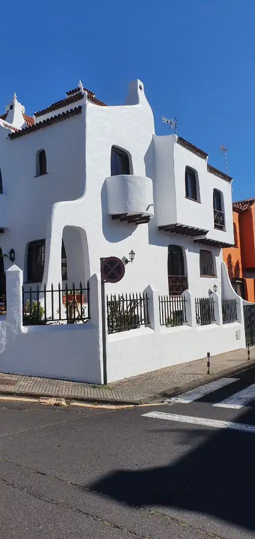 Exterior view of Detached homes for sale in San Cristóbal de la Laguna  with Private garden, Terrace and Storage room