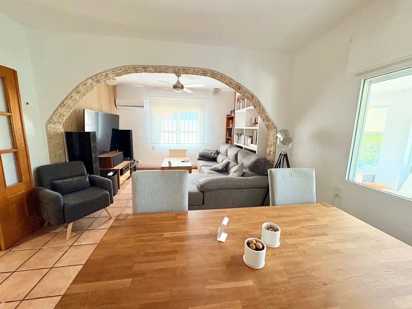 Sala d'estar de Casa o xalet en venda en Cheste amb Aire condicionat, Calefacció i Jardí privat