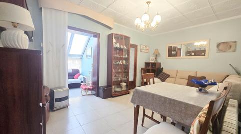 Foto 4 de Casa adosada en venda a Ajuntament-Maragall, Barcelona