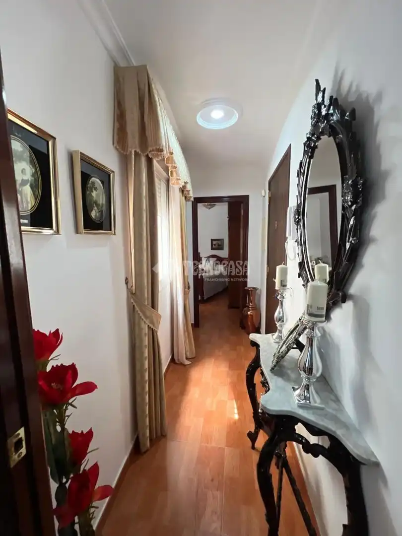 Flat for sale in Dos Hermanas  with Air Conditioner