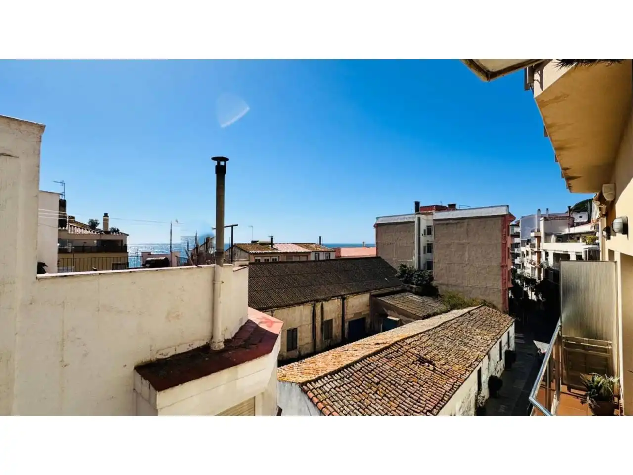 Vista exterior de Pis en venda en Blanes amb Calefacció i Balcó