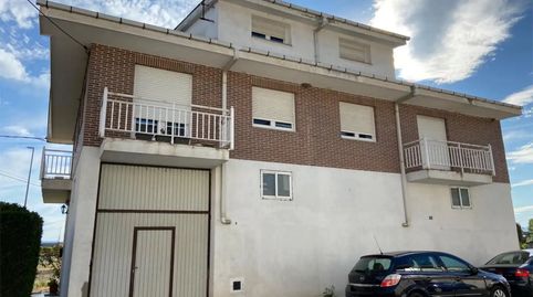 Foto 2 de Casa o xalet en venda a Avenida el Bierzo, 10, Camponaraya, León