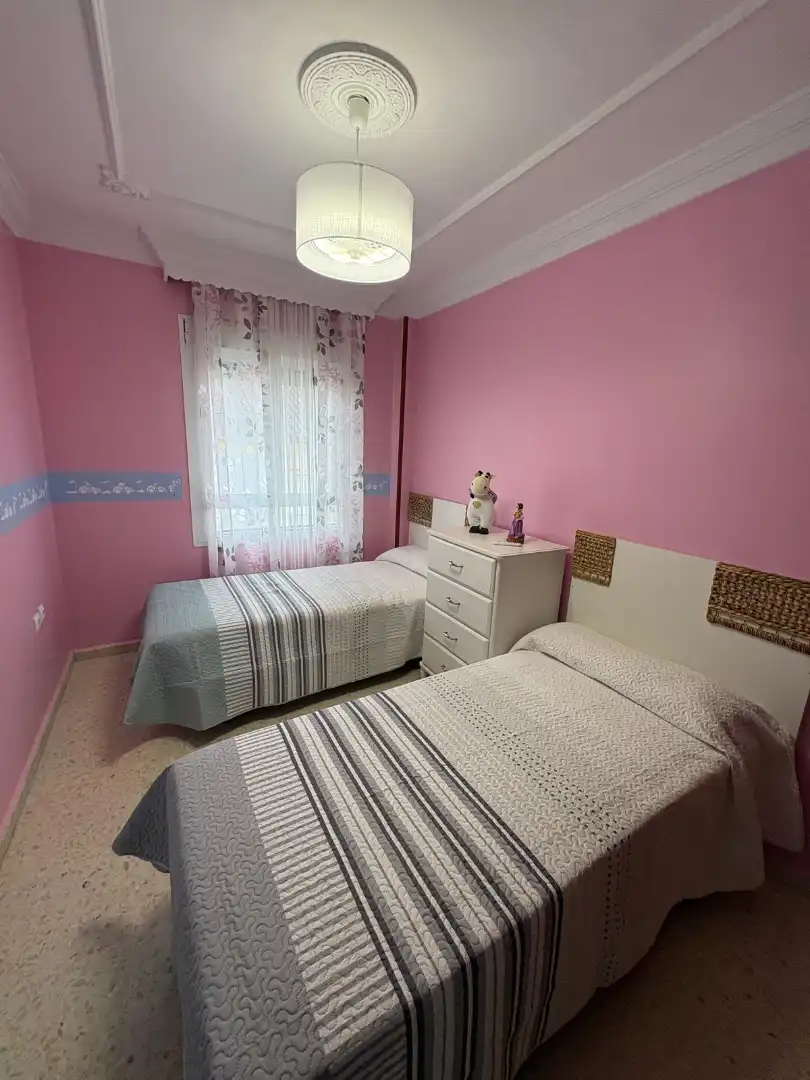 Habitación de Piso en venta en Arcos de la Frontera con Aire acondicionado, Calefacción y Amueblado