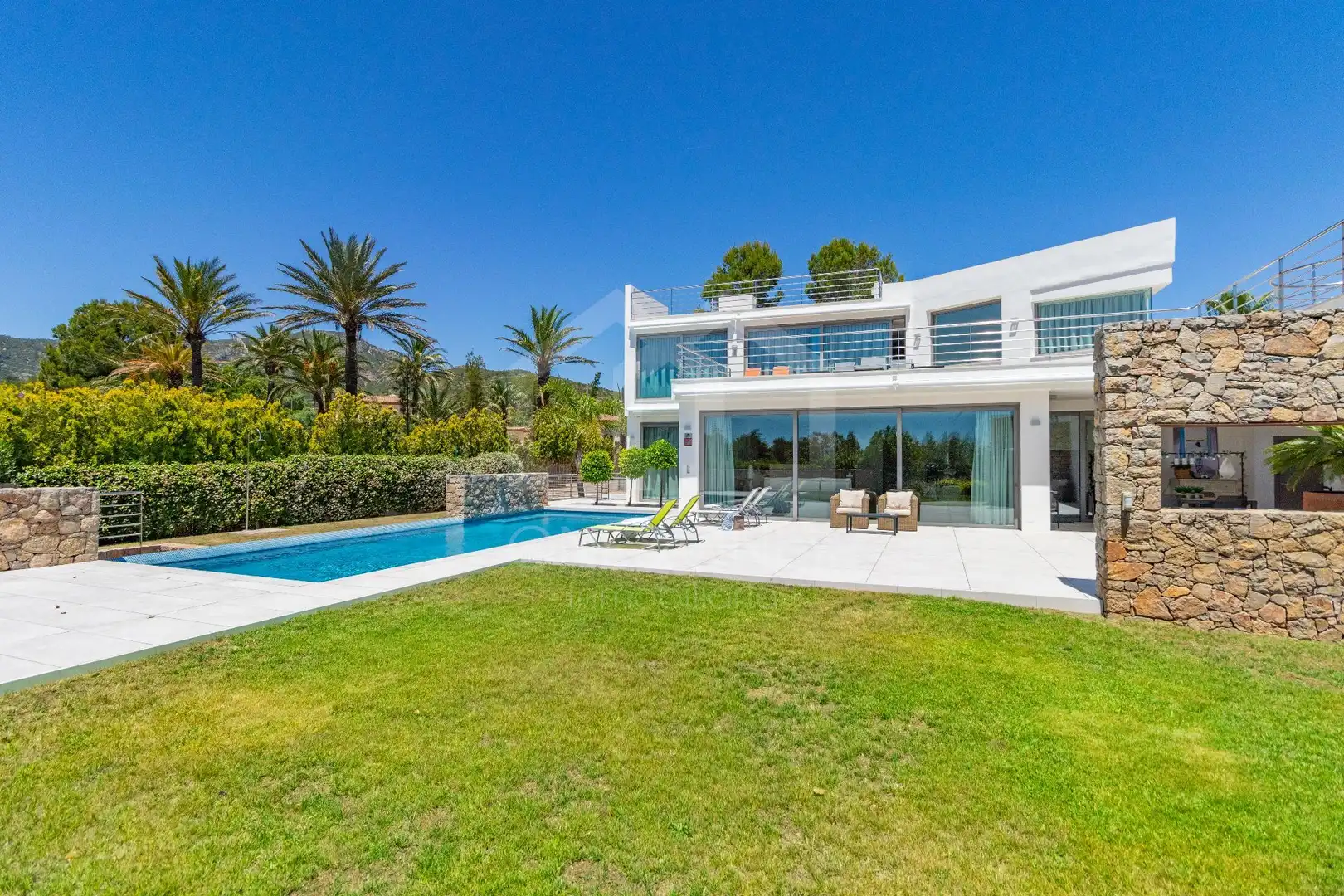 Vista exterior de Casa o chalet en venta en Mont-roig del Camp con Aire acondicionado, Calefacción y Jardín privado