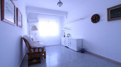Foto 5 de Piso de alquiler en Cruz Roja, Sevilla Capital