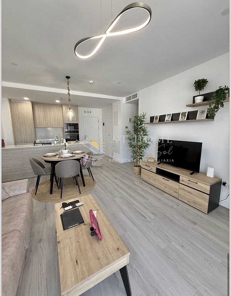 Sala d'estar de Apartament de lloguer en Málaga Capital amb Terrassa, Piscina i Forn