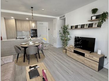 Apartment with pool to rent in Centro