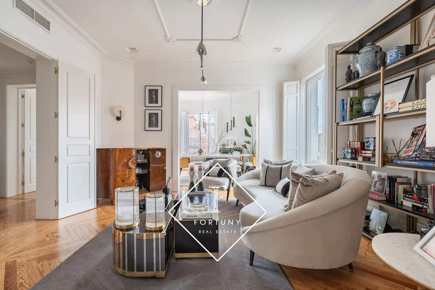 Living room of Flat for rent in Madrid  with Air Conditioner and Heating