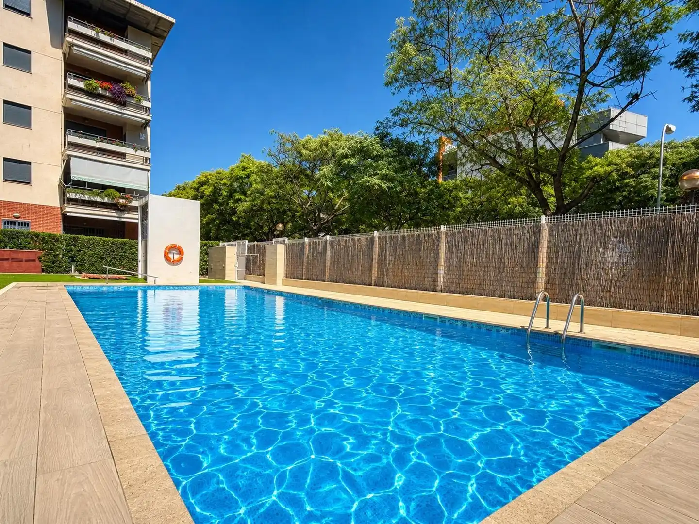 Piscina de Pis en venda en Cambrils amb Aire condicionat, Calefacció i Terrassa