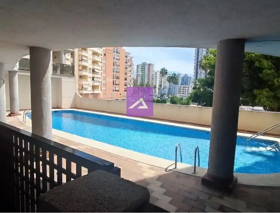 Penthouse with terrace for sale in Carrer Josep Burguera