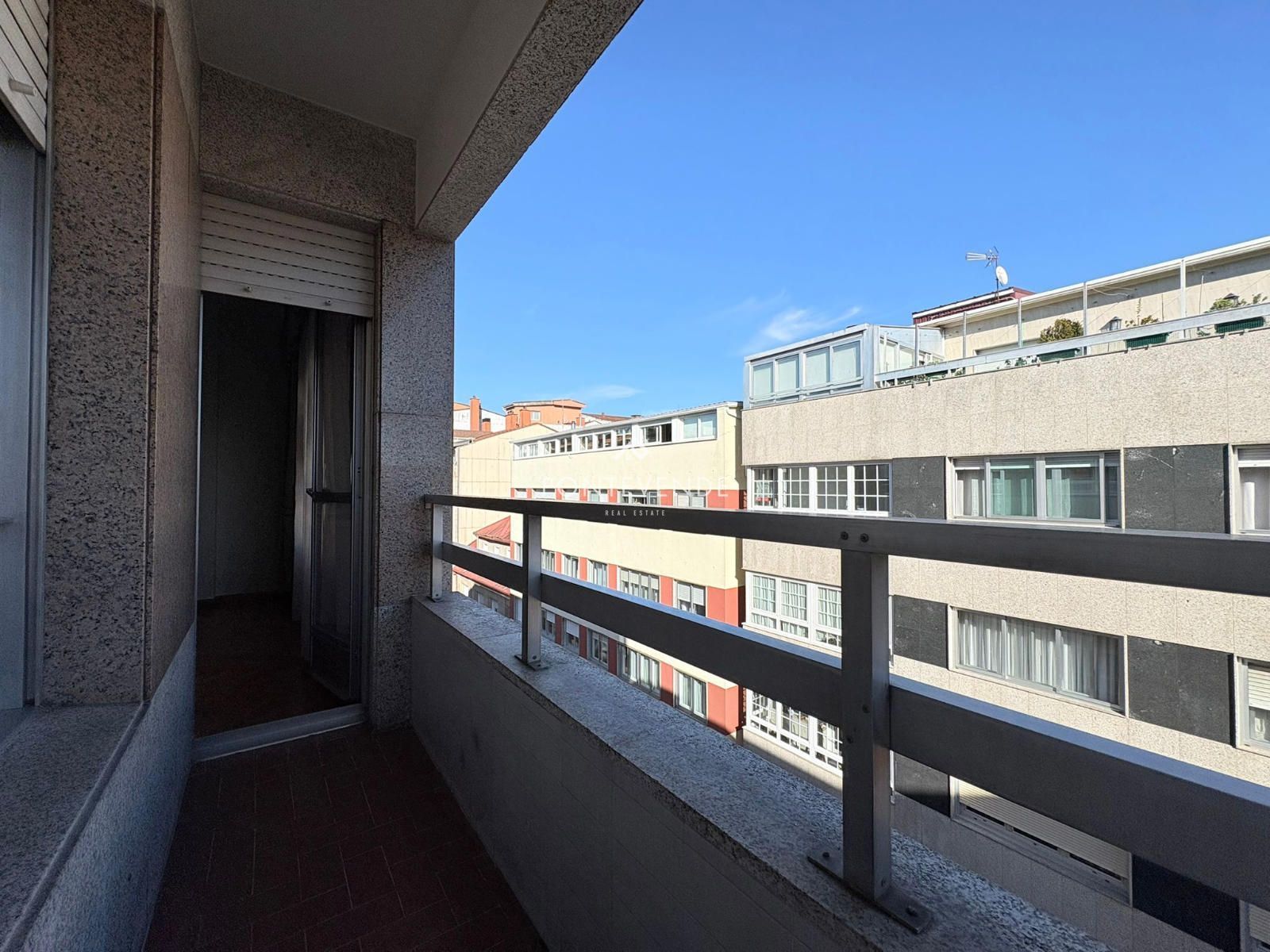 Terrassa de Pis de lloguer en Pontevedra Capital  amb Calefacció, Terrassa i Traster