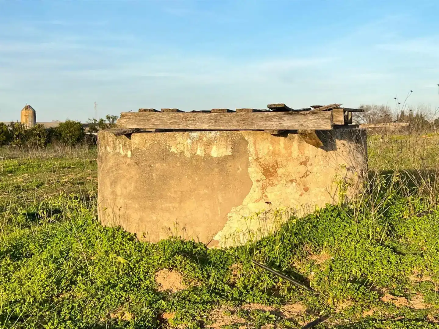 Vista exterior de Terreno en venta en Benacazón