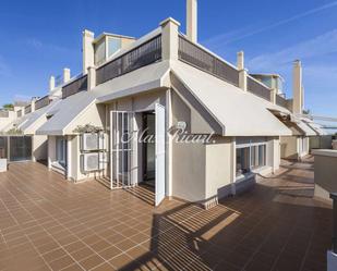 Vista exterior de Àtic de lloguer en  Barcelona Capital amb Aire condicionat, Calefacció i Terrassa