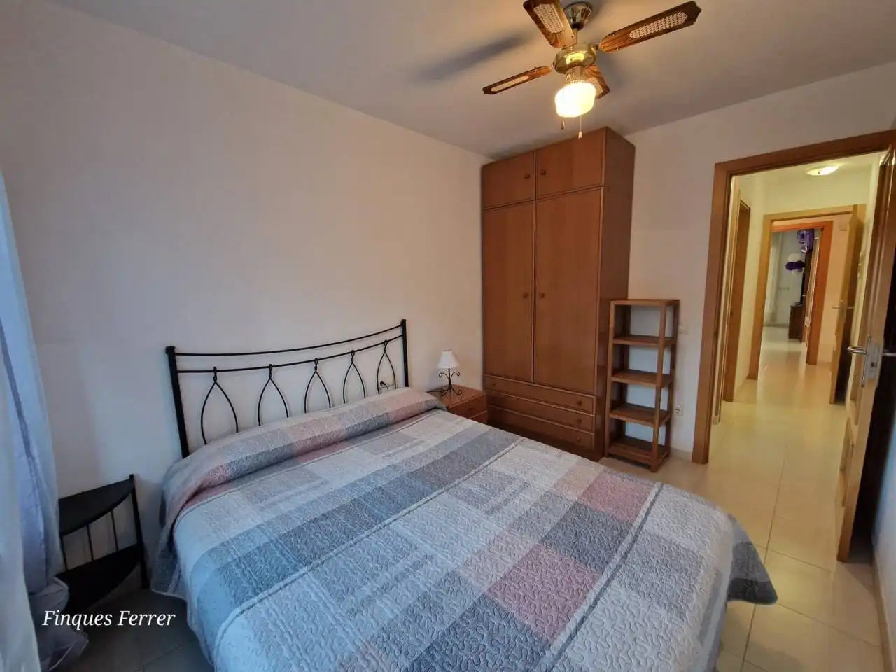 Habitación de Piso de alquiler en Cubelles con Aire acondicionado, Calefacción y Jardín privado