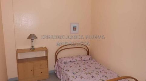 Foto 5 de Piso de alquiler en Retamar, Almería