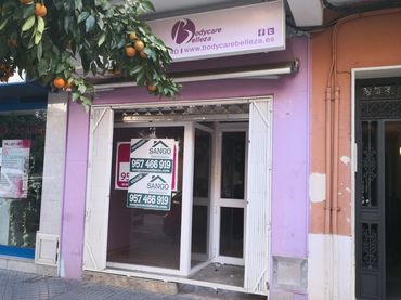 Local comercial en venda a Poniente-Sur