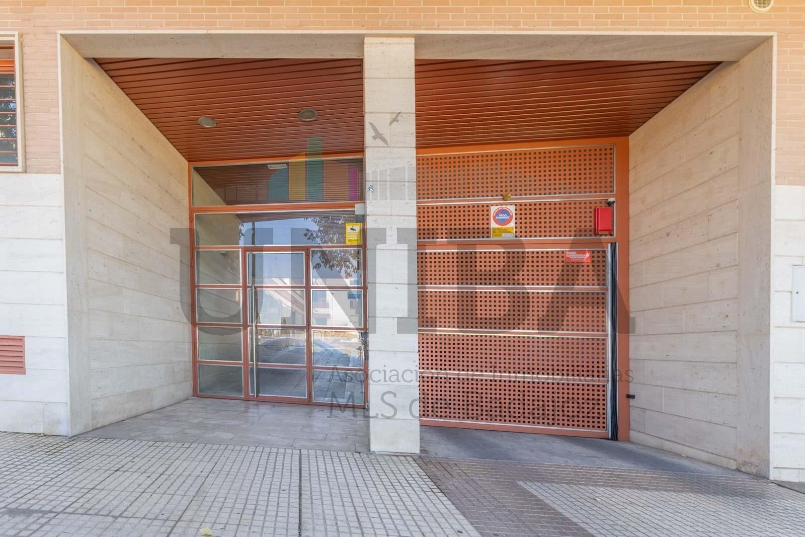 Vista exterior de Ático en venta en Badajoz Capital con Aire acondicionado, Calefacción y Terraza