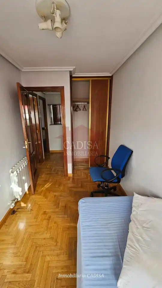Dormitori de Pis en venda en Villares de la Reina amb Calefacció i Moblat