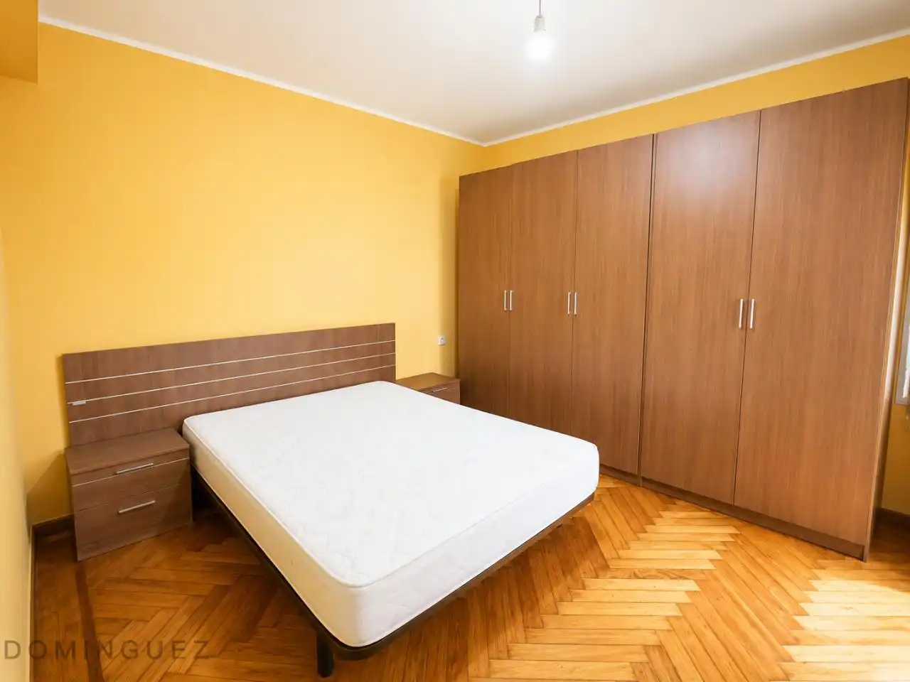 Habitación de Piso en venta en Vigo  con Calefacción