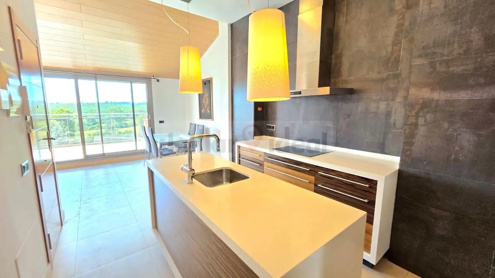 Kitchen of Flat for sale in Sant Esteve Sesrovires  with Air Conditioner, Heating and Terrace