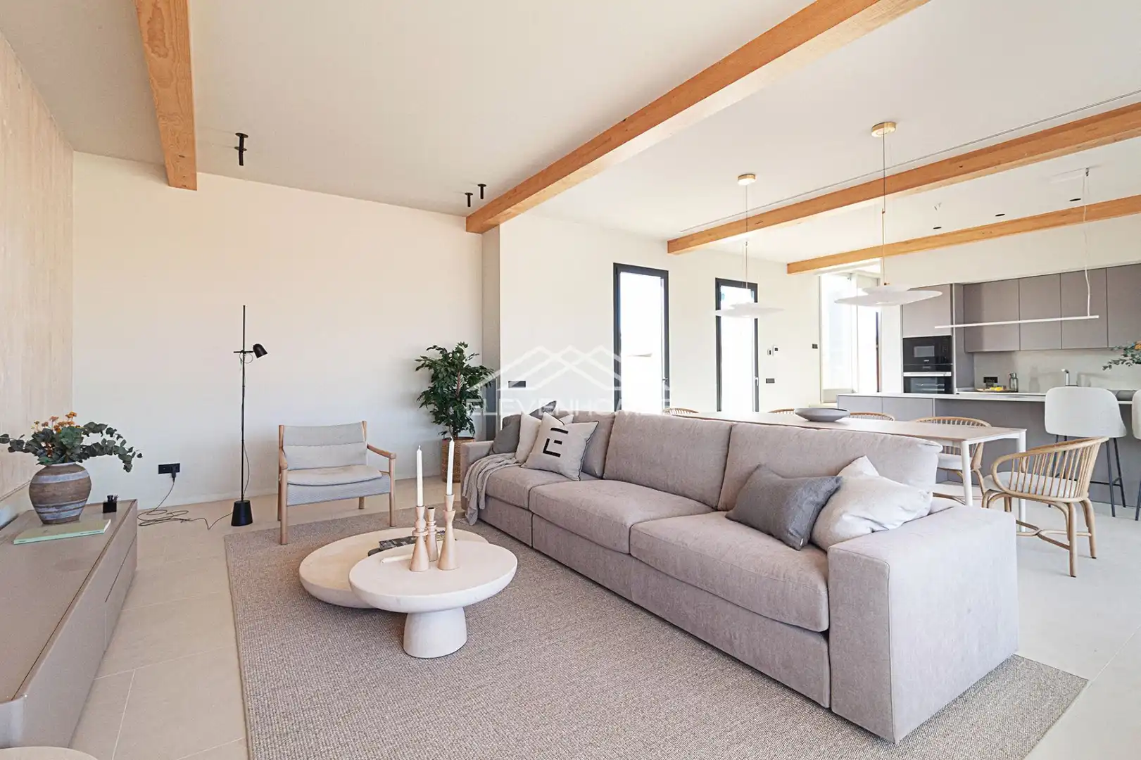 House with pool for sale in Carrer Punxuat, imagen 6