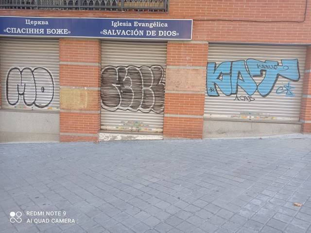 Local comercial en Venta en Avenida de Pablo Neruda, 106A en Portazgo