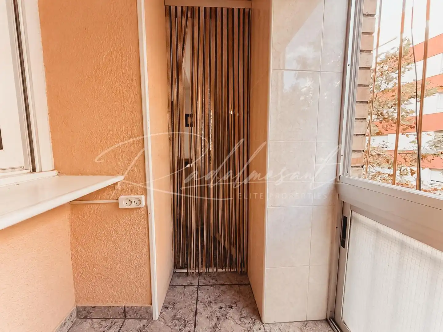 Balcony of Flat for sale in Centre