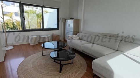 Foto 3 de Casa o chalet en venta en Avda Pescia - Ctra de Frigiliana, Nerja