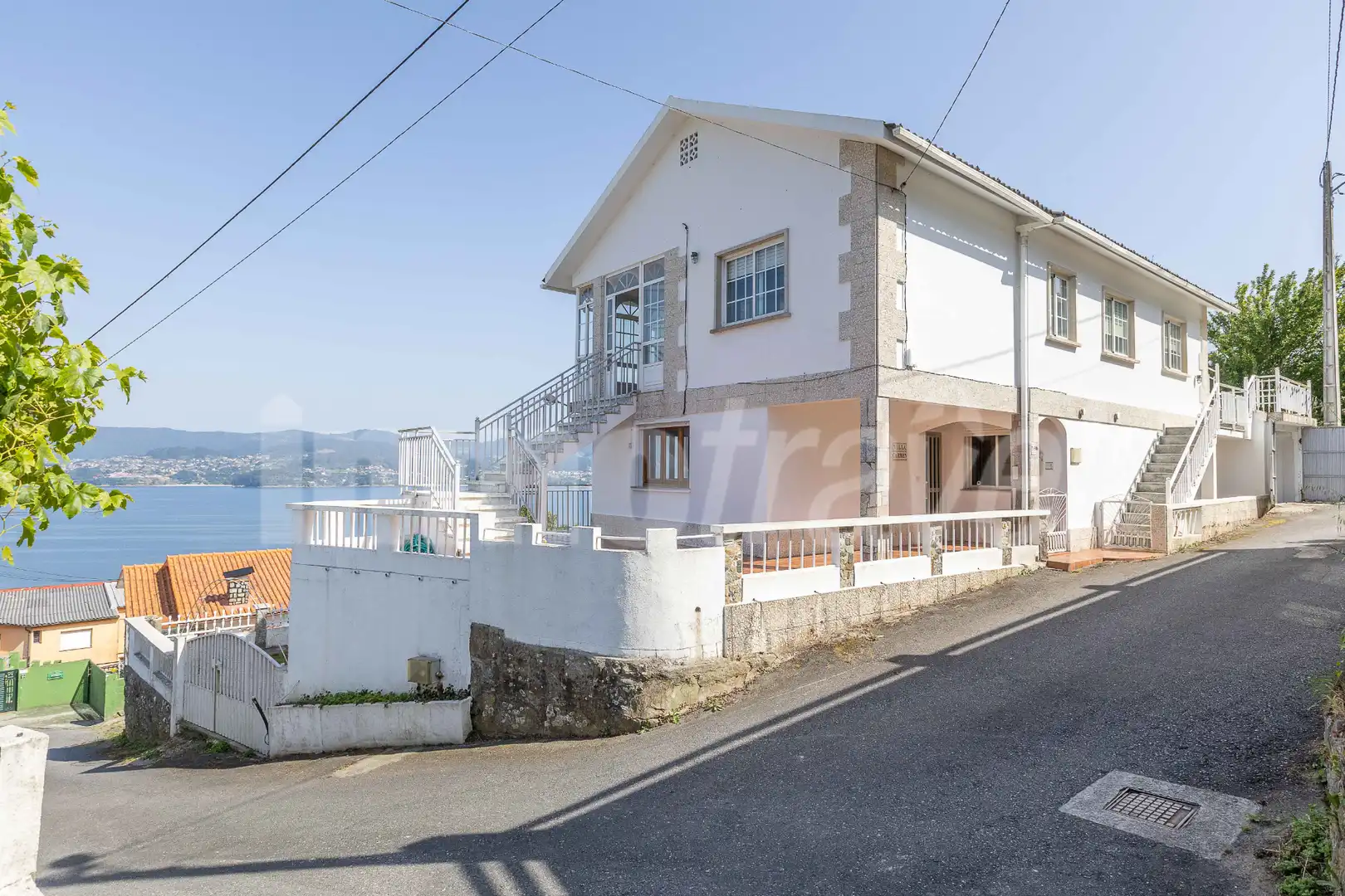 Vista exterior de Casa o chalet en venta en Sanxenxo con Calefacción, Jardín privado y Terraza
