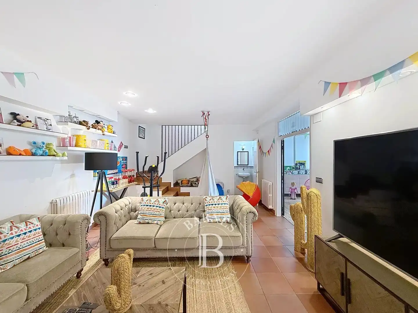 Sala de estar de Casa o chalet en venta en Mataró con Aire acondicionado, Calefacción y Jardín privado