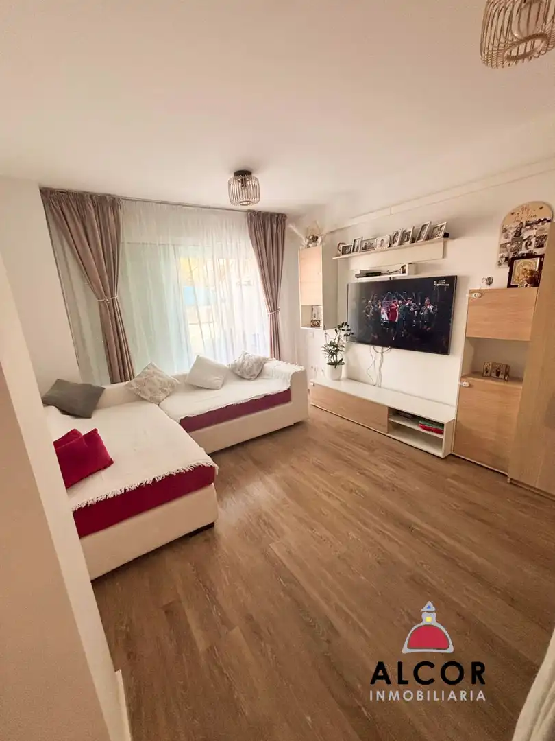 Living room of Flat for sale in Benicarló  with Air Conditioner, Parquet flooring and Terrace
