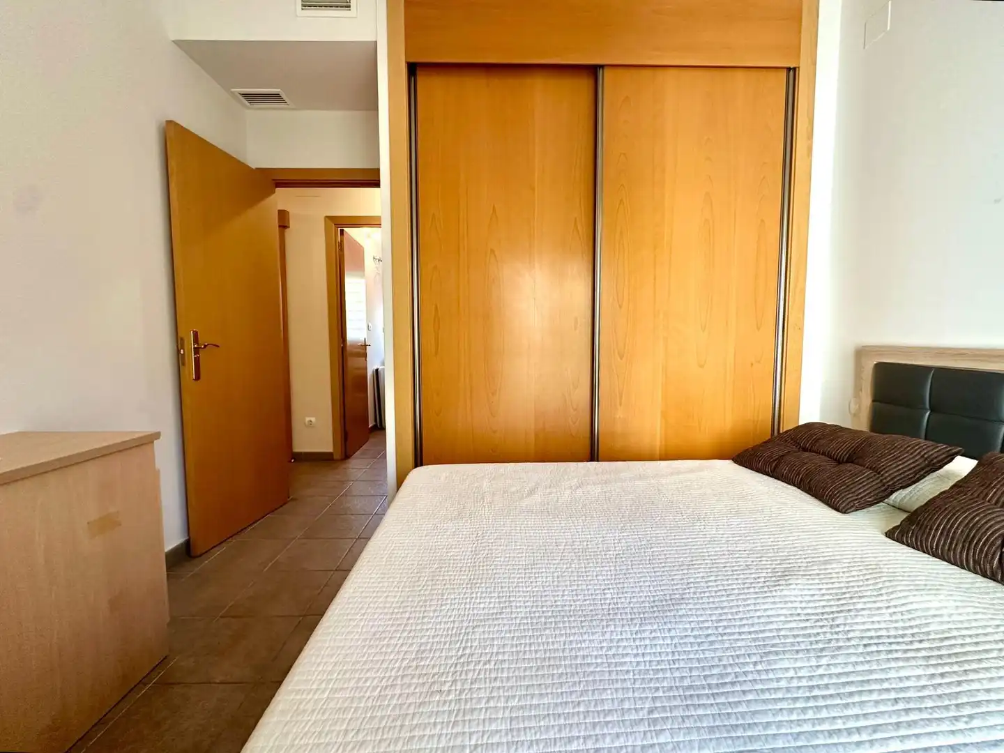 Habitación de Planta baja en venta en Almería