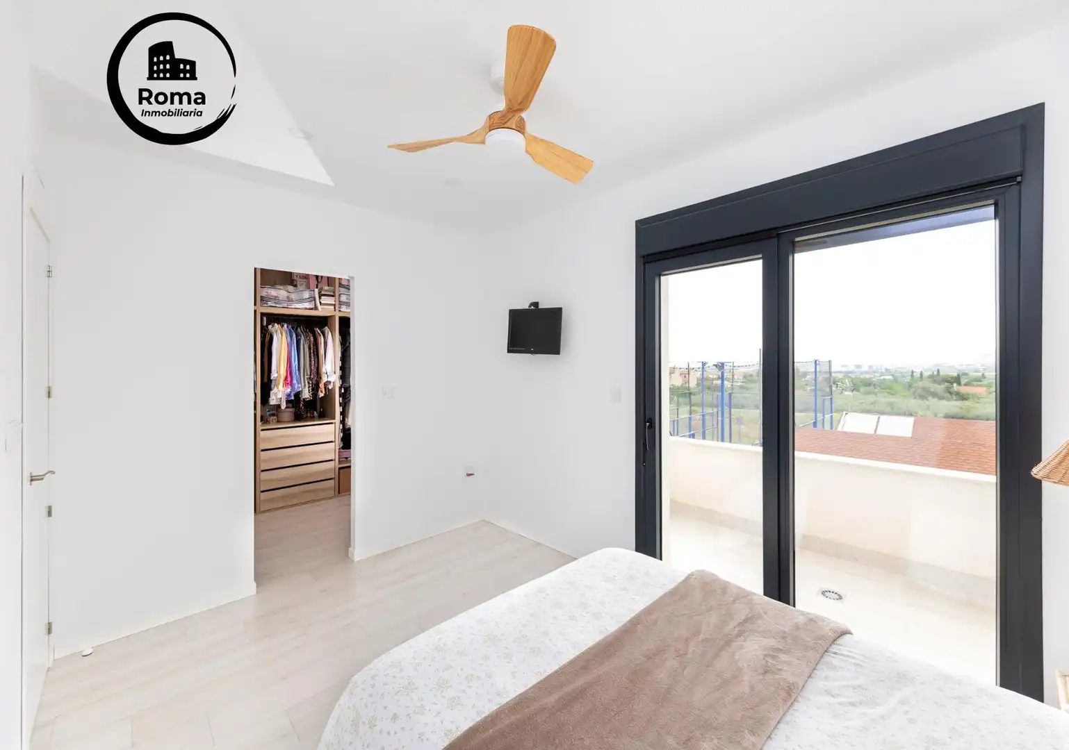 Dormitori de Casa o xalet en venda en La Zubia amb Terrassa i Piscina