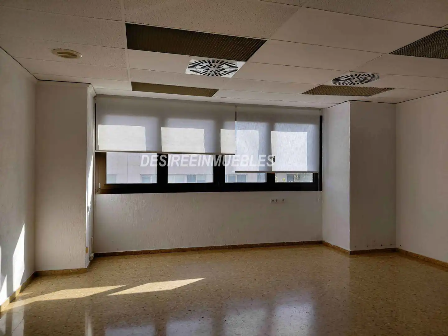Oficina de alquiler en Campanar