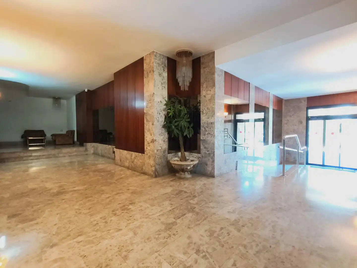 Piso en venta en Reus con Calefacción, Terraza y Trastero