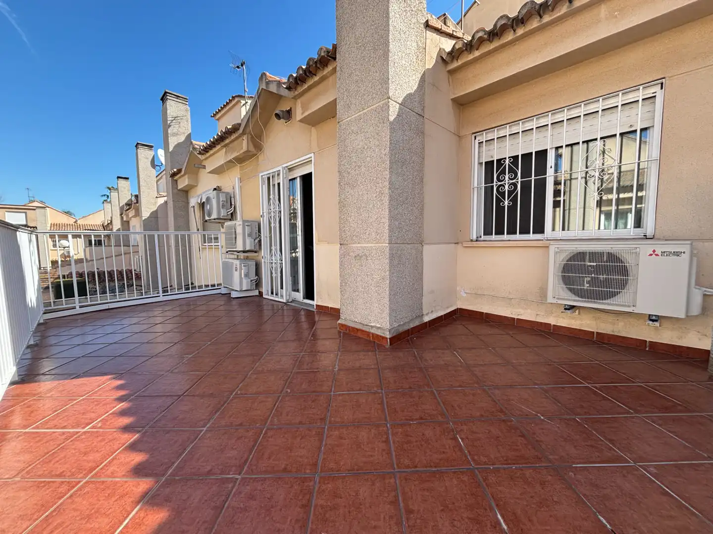 Detached homes for sale in Carrer Zarauz, El Grao
