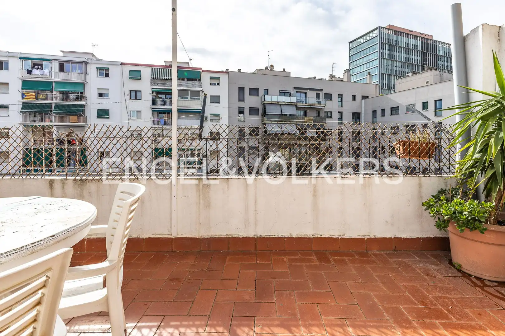 Terraza de Piso en venta en Barcelona con Calefacción, Terraza y Balcón
