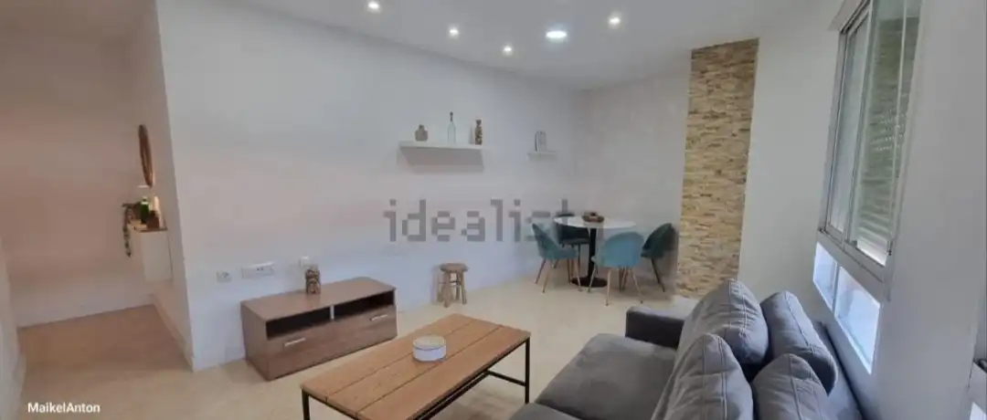 Sala d'estar de Pis en venda en La Unión amb Traster i Moblat