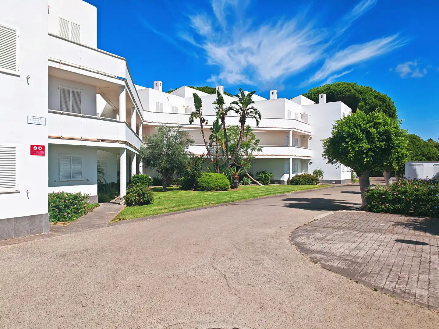 Apartamento con terraza en venta en Novo Sancti Petri, imagen 7