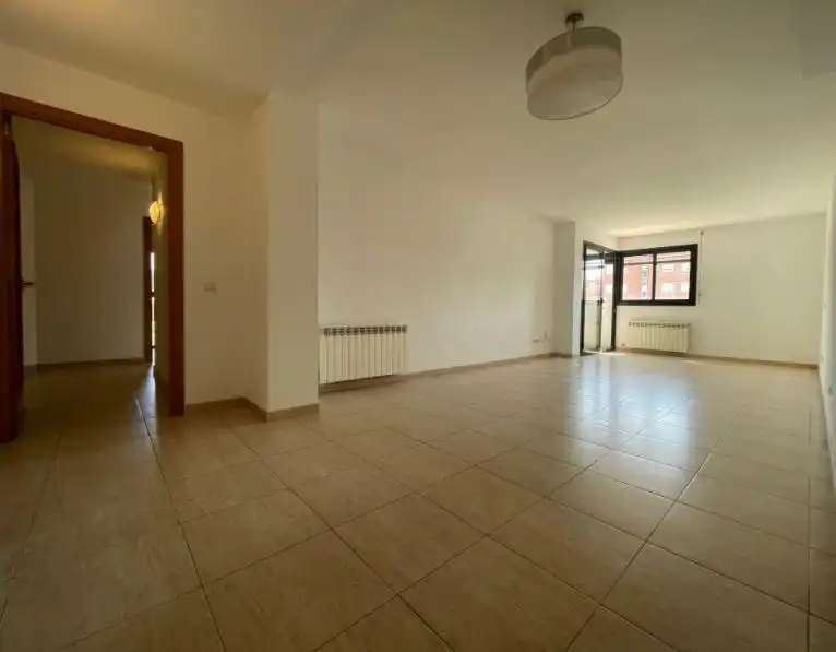 Wohnzimmer von Wohnung zur Miete in Igualada mit Heizung, Terrasse und Abstellraum
