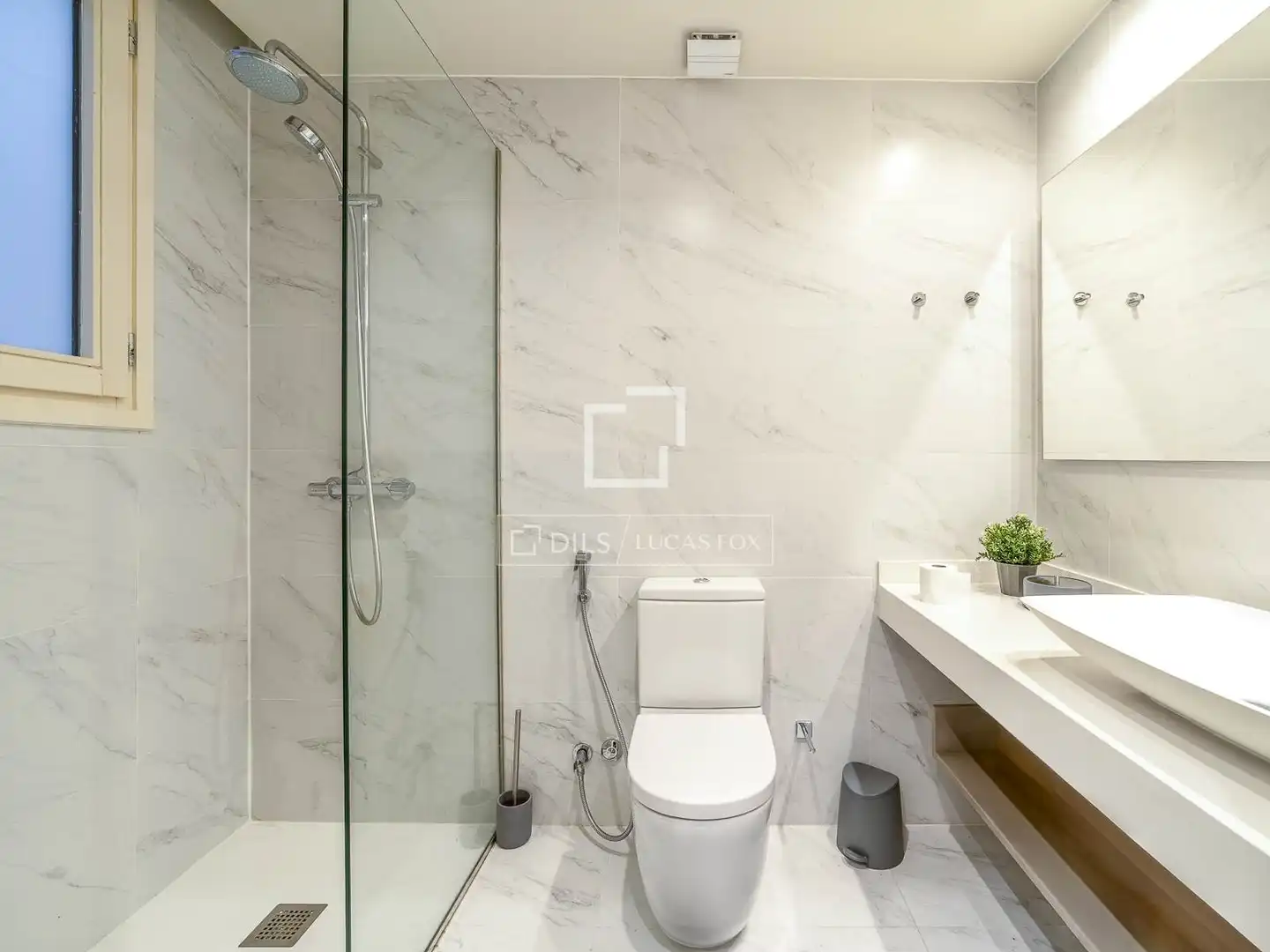 Baño de Piso en venta en Barcelona con Aire acondicionado, Calefacción y Parquet