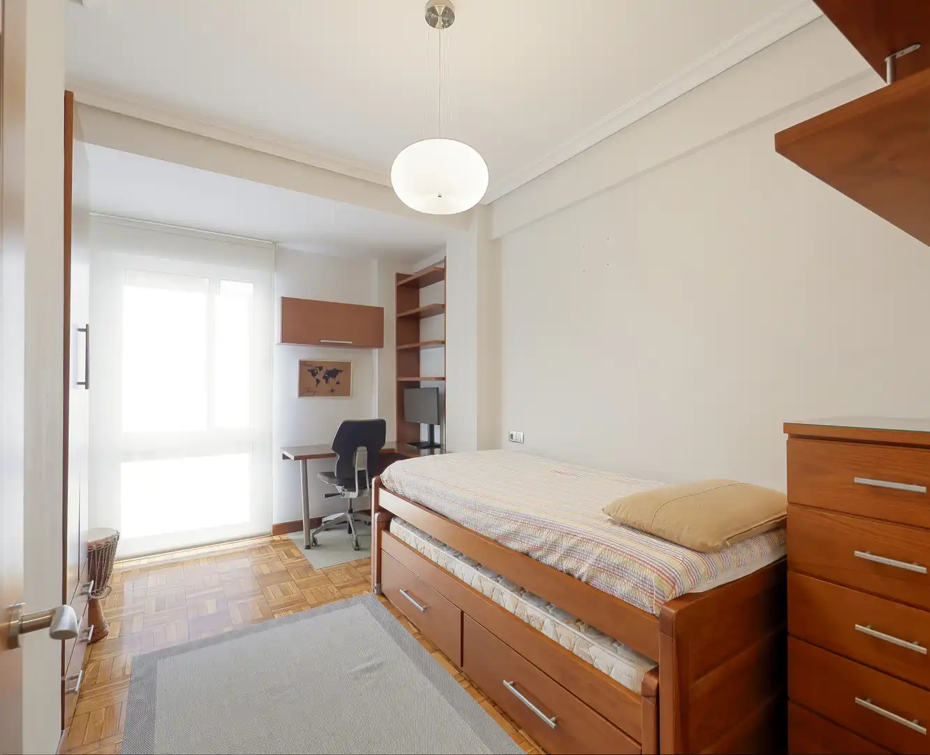 Bedroom of Flat for sale in Gijón   with Heating, Parquet flooring and Terrace