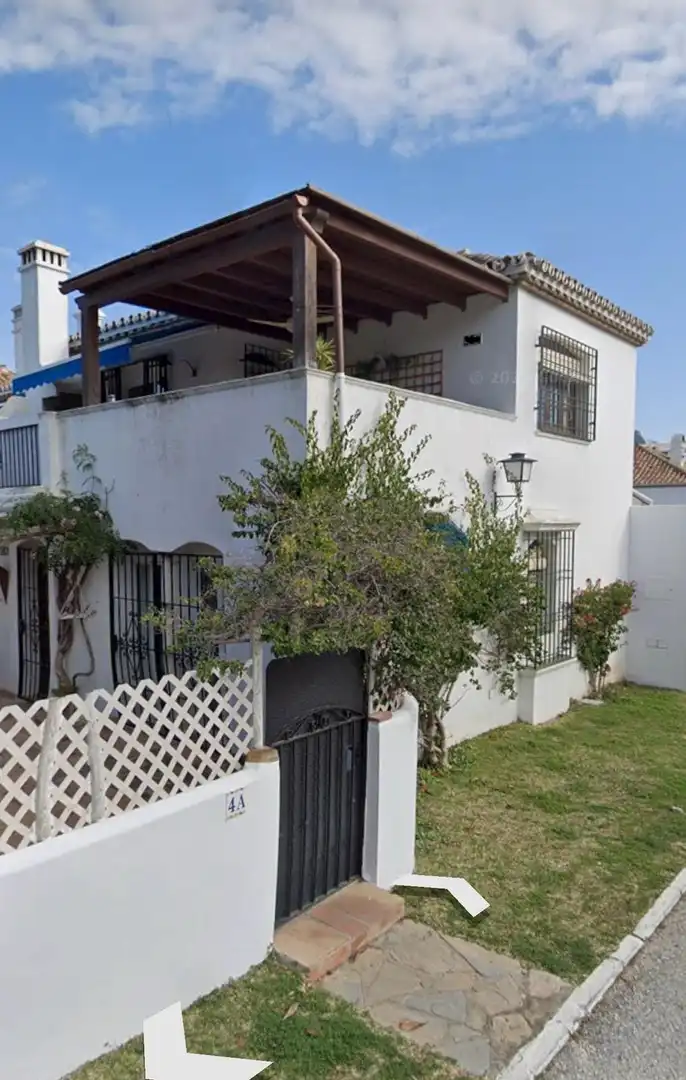 Apartment mit Pool zum Verkauf in Estepona Pueblo