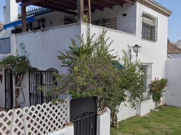 Apartment mit Pool zum Verkauf in Estepona Pueblo