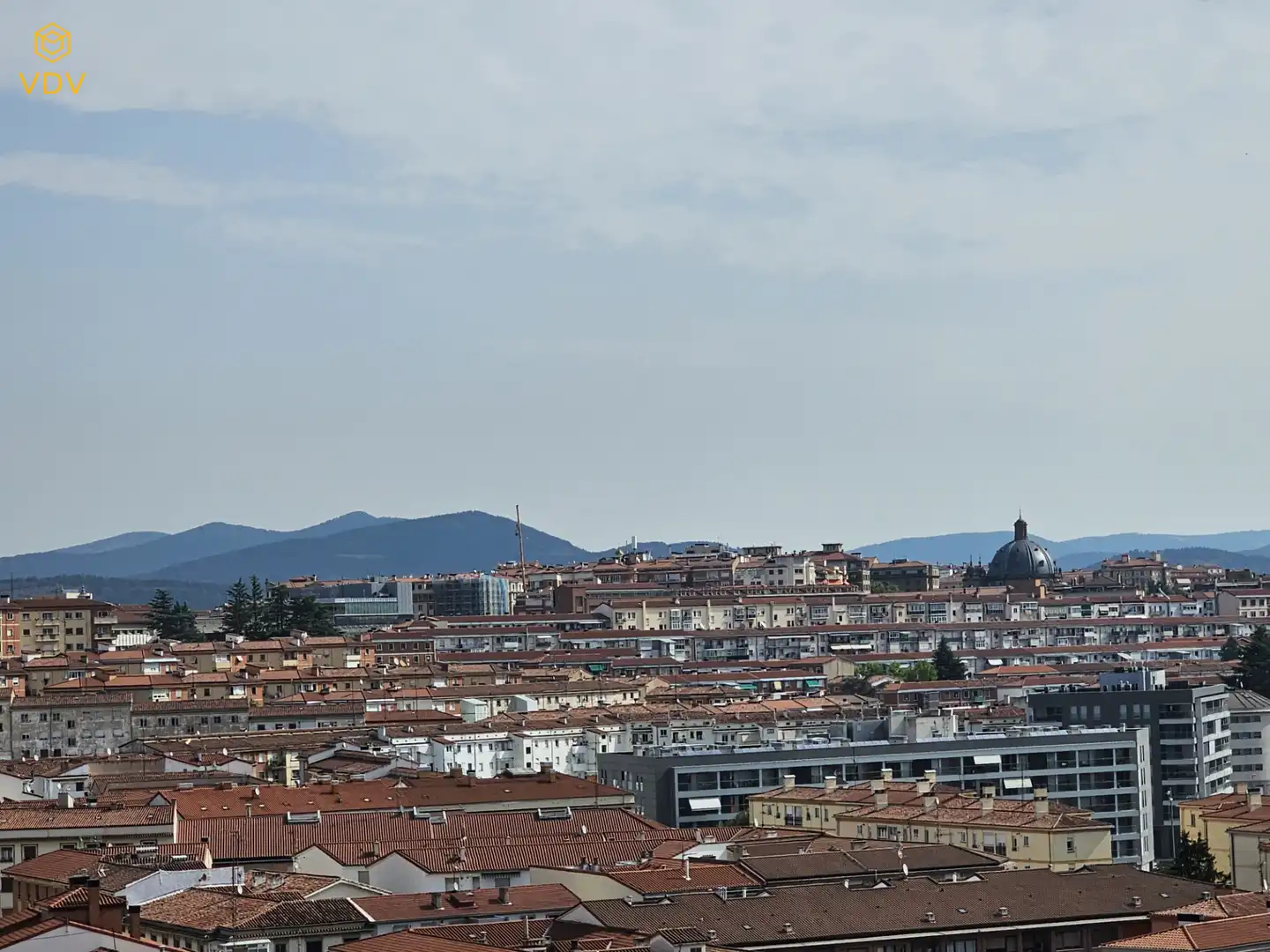 Vista exterior de Pis en venda en  Pamplona / Iruña amb Aire condicionat, Calefacció i Parquet