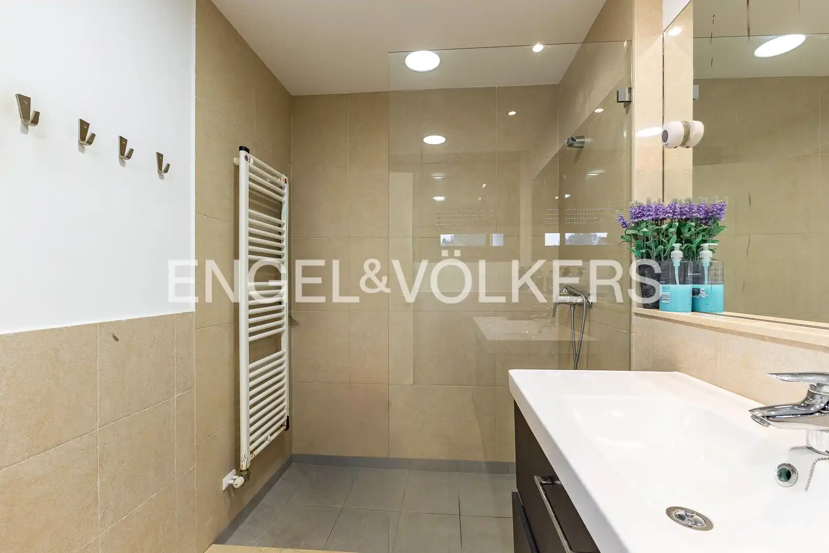 Baño de Casa o chalet de alquiler en Sant Pere de Ribes con Aire acondicionado, Calefacción y Jardín privado